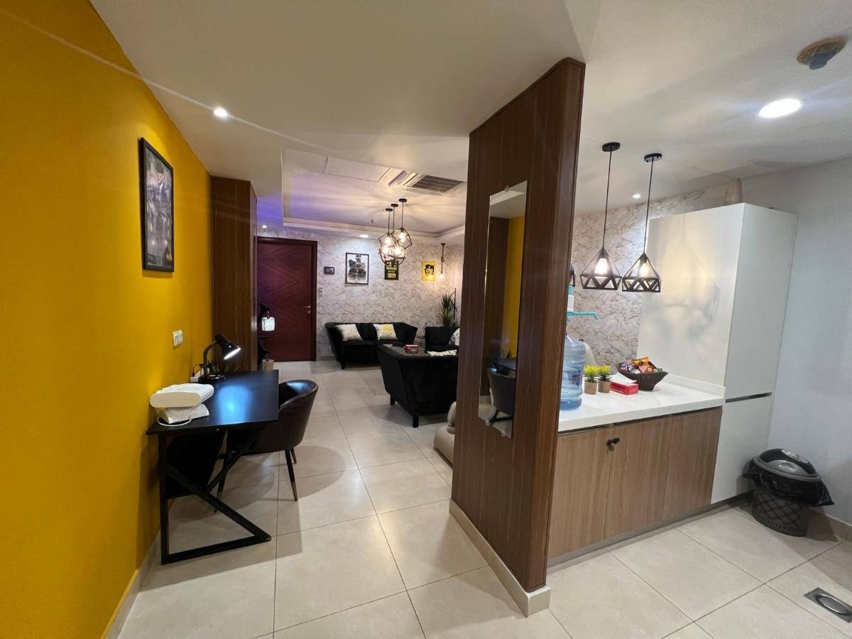 Sunset Luxury Gold Crest Mall Residency Lahore Exterior photo