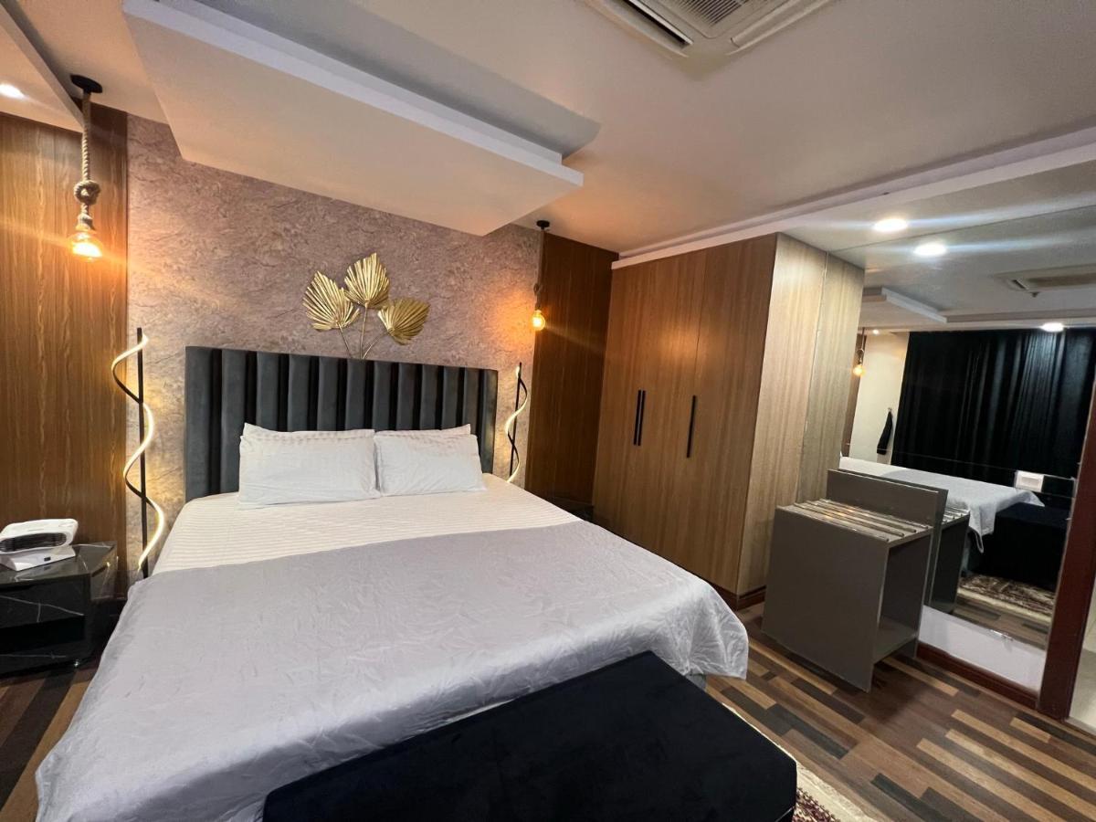 Sunset Luxury Gold Crest Mall Residency Lahore Exterior photo